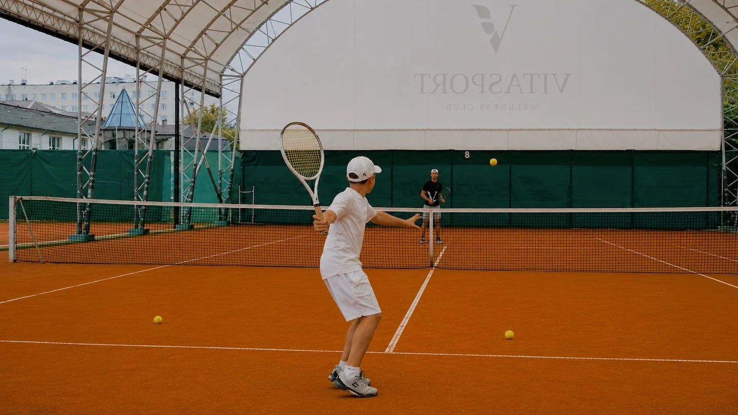 Открытый грунтовый теннисный корт VITASPORT