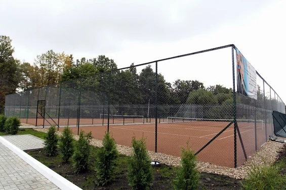 Теннисная площадка DC Tennis